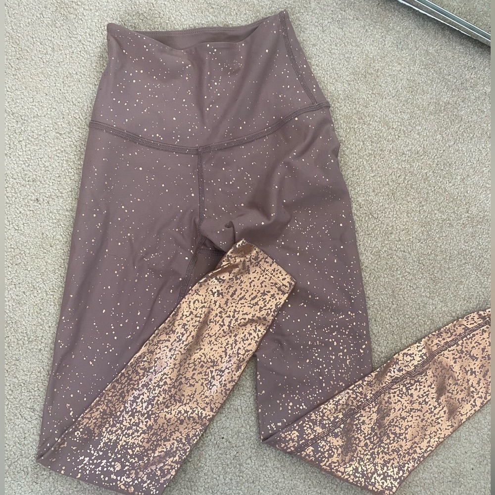 Beyond Yoga Brazen Blush & Rose Gold Alloy Metallic Speckled Ombre Leggings New